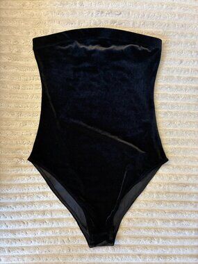 Urban Outfitters Velvet Strapless Sleeveless Bodysuit Size L